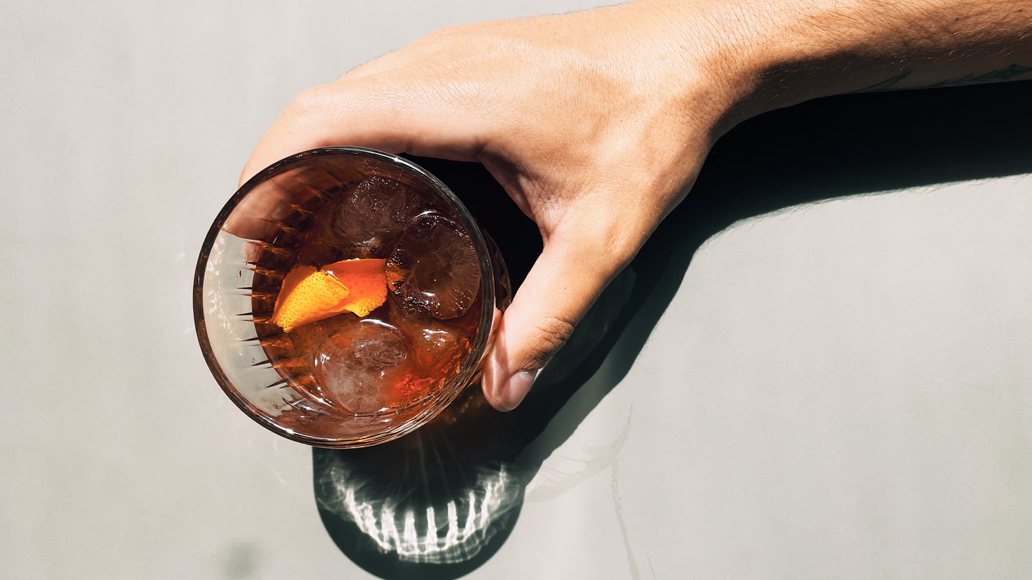 4 Hydration Hacks: Avoiding Dehydration from Alcohol