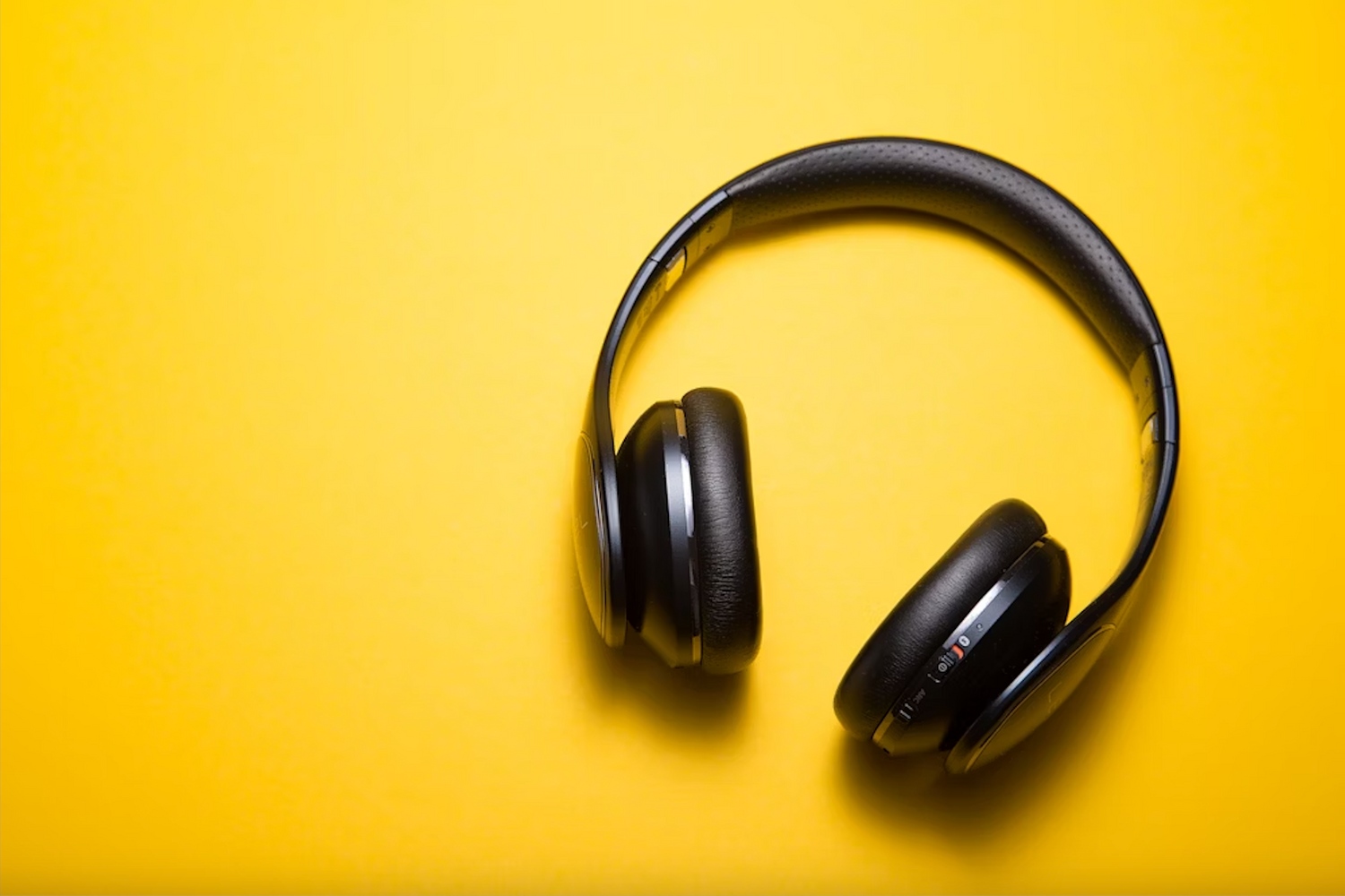 5 Healthy Benefits of Listening to Music