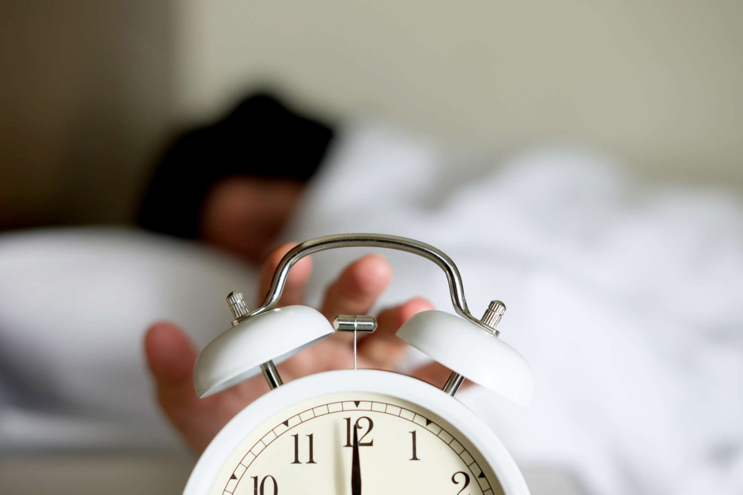 It's Not You.  Daylight Savings Wrecks your Sleep Health. 6 Ways to Fight Back